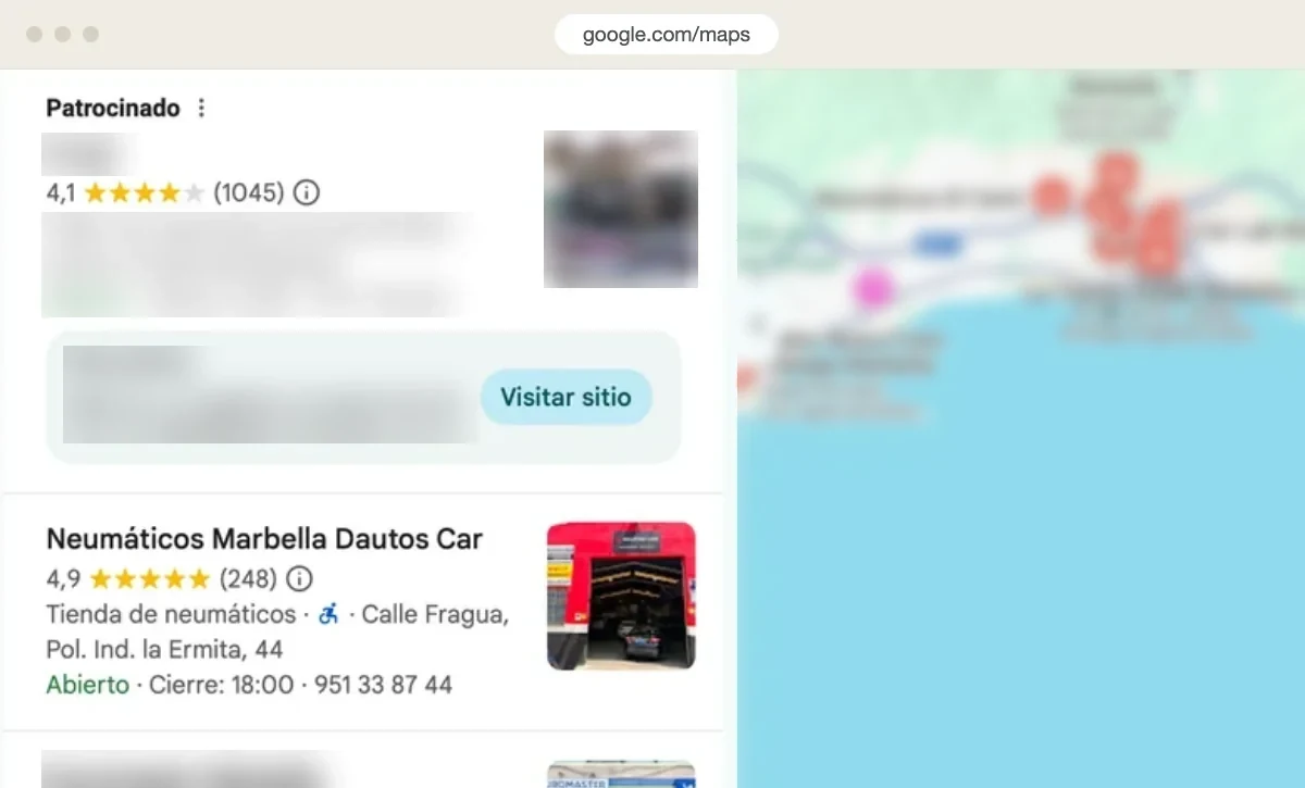 Búsqueda real en Google Maps en Marbella con un anuncio patrocinado difuminado arriba y debajo la ficha de Dautos Car con 4,9 estrellas y 248 reseñas